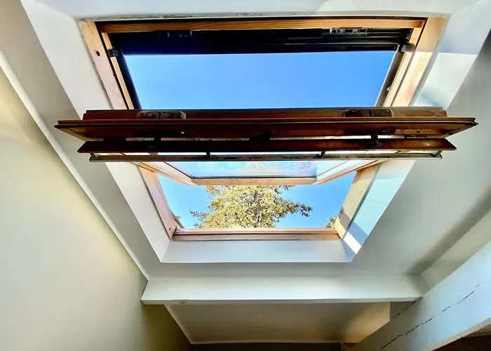 Lovely & Sunny Loft Heart Of With A/c! Apartmán